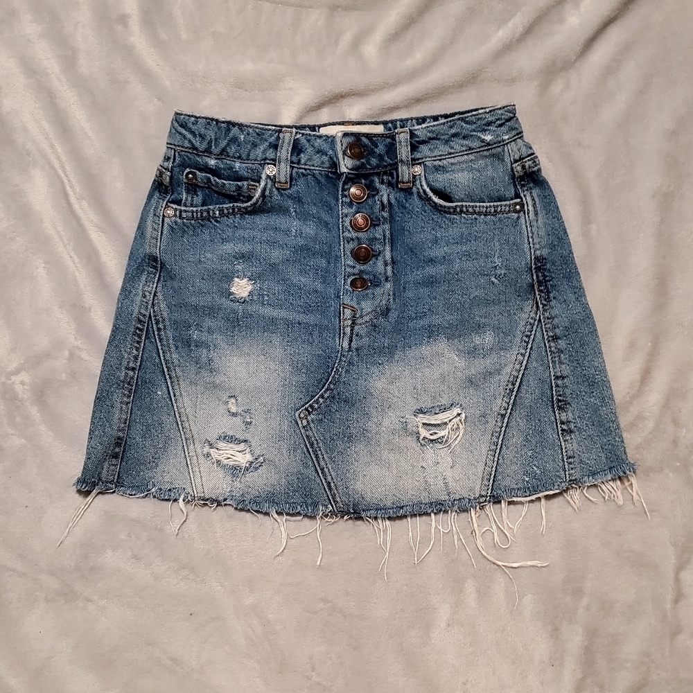 Free People We The Free Blue Jean Distressed Skirt Size 24
